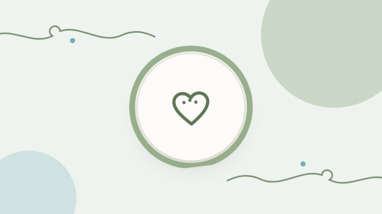 Ilustración de un corazón cosido en un círculo verde salvia, con hilos de fondo